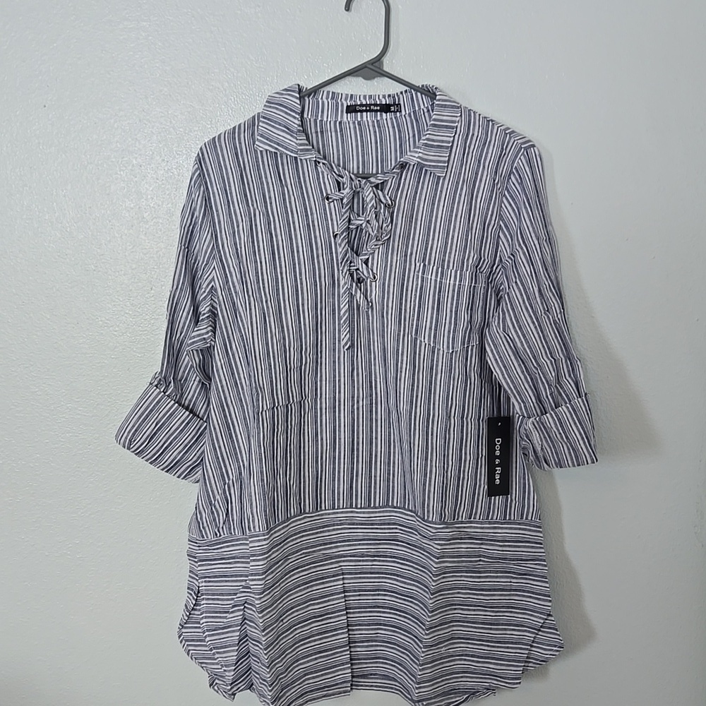 Doe & Rae | NWT Blue Striped Lace Up Neck Tunic Size Medium